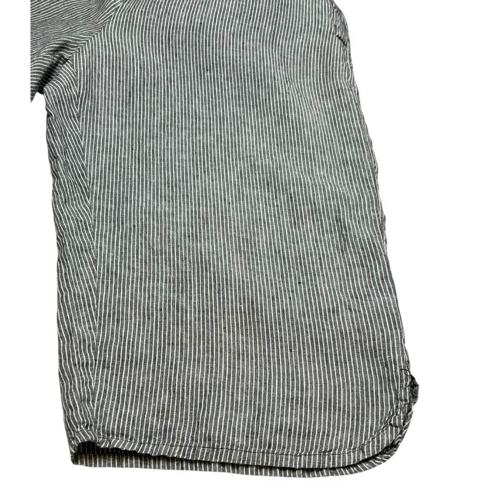 Coldwater Creek grey stripe linen capri pants with pockets size L petite